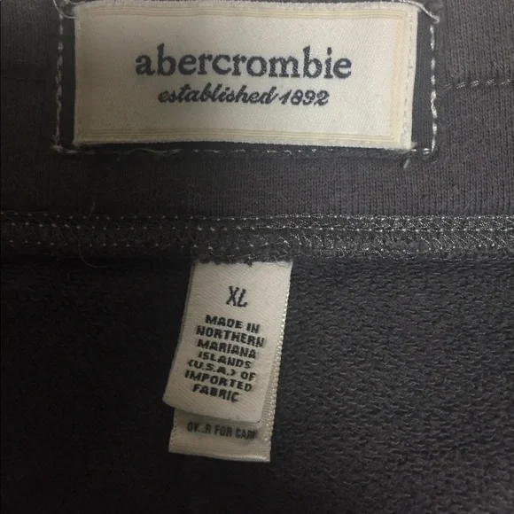 Abercrombie cropped sweatpants - Picture 3 of 4